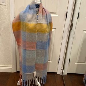 NWT Beautiful Multi-Colored Scarf